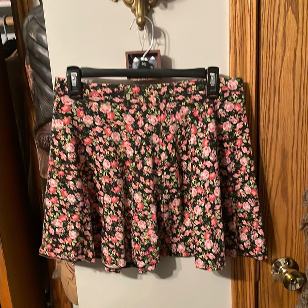 Forever 21 Pink and Black Pleated Skater Mini Skirt for Night Out